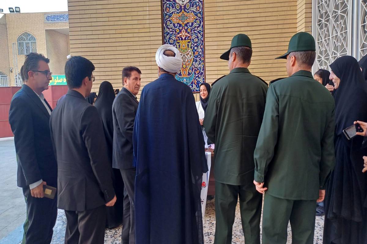 مصلی کوهدشت میزبان آیین نماز جمعه با محوریت بصیرت فاطمی و روحیه بسیجی