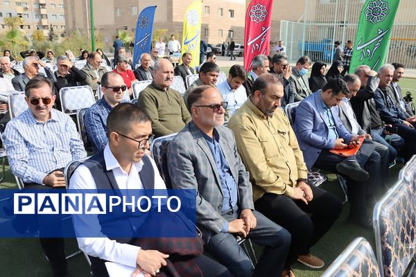 تداوم نهضت مدرسه‌سازی در کهریزک، خشت‌گذاری مدرسه ۱۵ کلاسه در مسکن مهر