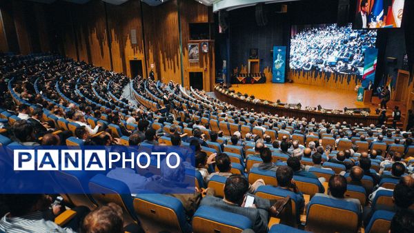 آیینه‌ تلاش کارمندان دانشگاه فردوسی مشهد(۲)