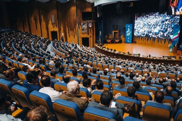آیینه‌ تلاش کارمندان دانشگاه فردوسی مشهد(۲)