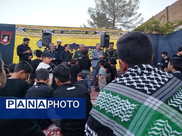 بازدید مسئولان بسیج کاشمر از هیئت دانش آموزی انصار المهدی (عج) رهروان شهدا و قاسم بن الحسن 