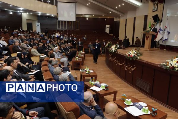 نخستین کنفرانس ملی چالش های مدیریت سرمایه انسانی در سازمان های بزرگ مقیاس