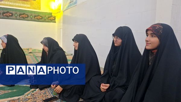 برگزاری مسابقه چالشی دومینو دانش‌آموزان دختر شهرستان لنده
