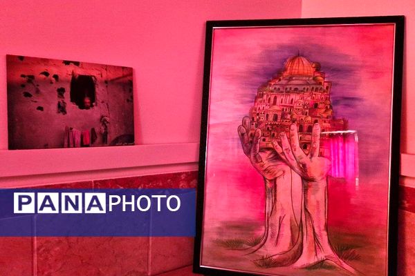 برگزاری و افتتاحیه نمایشگاه ریشه های مقاومت در مدرسه منتصرین شاهد ورامین