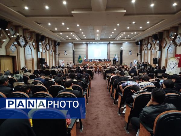 آیین تجلیل از برترین‌های فوتبال و فوتسال شهرستان کاشمر 