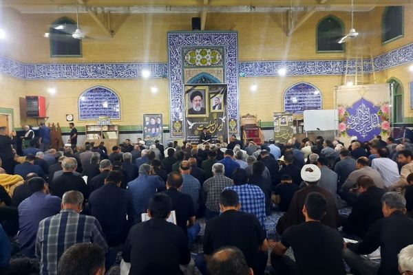 مراسم عزاداری شهادت رئیس‌جمهور در مسجد پنج تن آل عبا (ع) سمنان