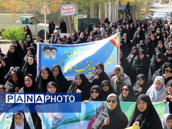 حضور باشکوه مردم شهر کندر در راهپیمایی روز جهانی قدس 