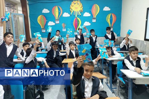 برگزاری صبحگاه‌ در کهریزک با برنامه‌های متنوع