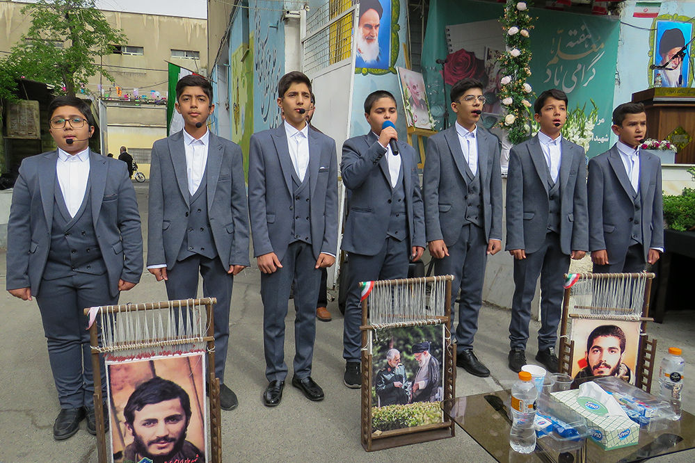 مراسم گلباران محل شهادت استاد شهید مرتضی مطهری 