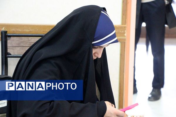 حضور جوانان و نخبگان خلاق در دومین رویداد تولید محتوای دیجیتال شهرستان بن