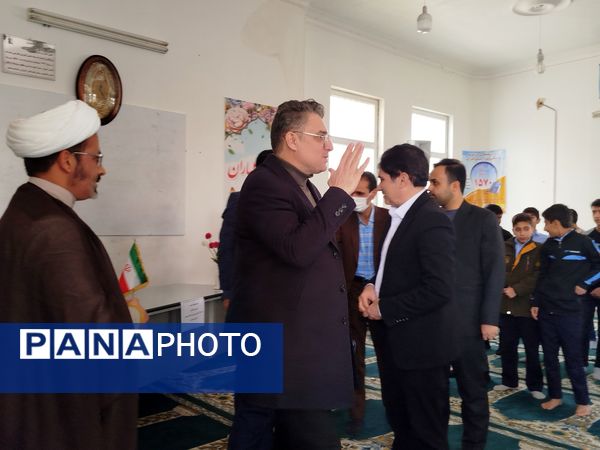 بازدید معاون مدیرکل آموزش و پرورش خراسان رضوی از مدارس کاشمر