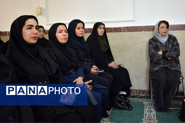 مدرسه حکمت میزبان هفته کتابخوانی