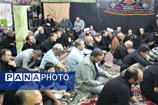 مراسم بزرگداشت چهلم شهید «محمد خاکی» و فرزندش در قم