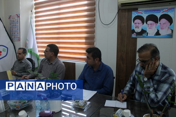 جلسه شورای برنامه‌ریزی اردوگاه‌های دانش‌آموزی استان بوشهر
