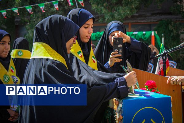 برگزاری جشن عاطفه ها در شهرستان رباط کریم
