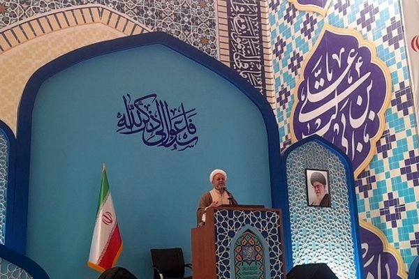 باید از مردم غزه حمایت کرد