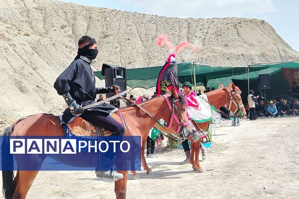 مراسم تعزیه خوانی در روز اربعین حسینی در شهر بار