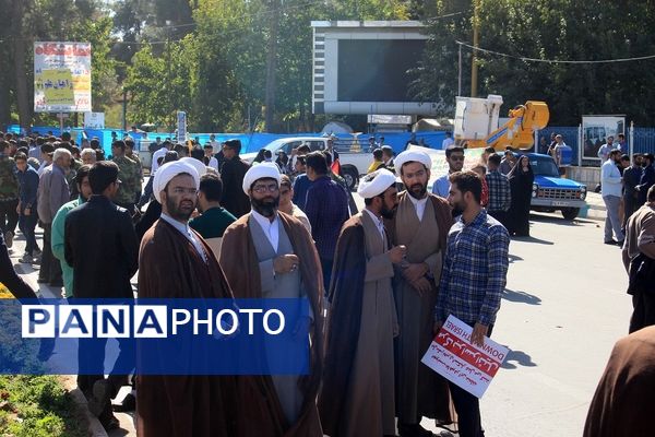 راهپیمایی 13 آبان در کرمان