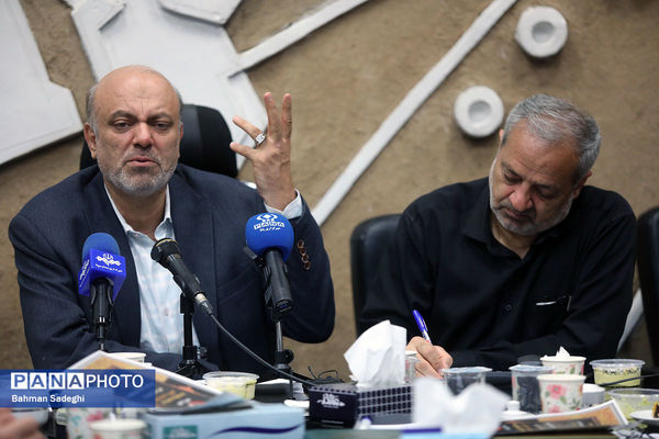 نشست مدیران وزارت آموزش و پرورش با اعضای کمیسیون آموزش مجلس