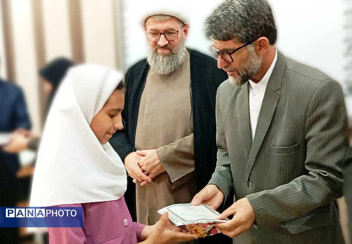 آیین تجلیل از برگزیدگان چهل و سومین دوره مسابقات قرآن، عترت و نماز شهرستان بن