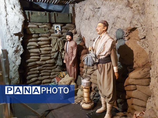 بازدید دانش‌آموزان شهیده قزوینی از موزه دفاع مقدس 