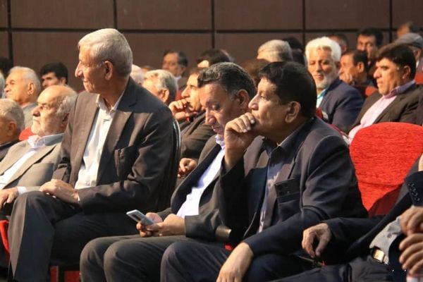 دومین همایش تجلیل از معلمان پیشکسوت منطقه دشمن‌زیاری برگزار شد