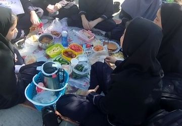 برگزاری عصرانه سلامت در مدرسه 