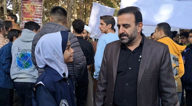 حضور پرشور دانش‌آموزان دماوندی در راهپیمایی ۱۳ آبان