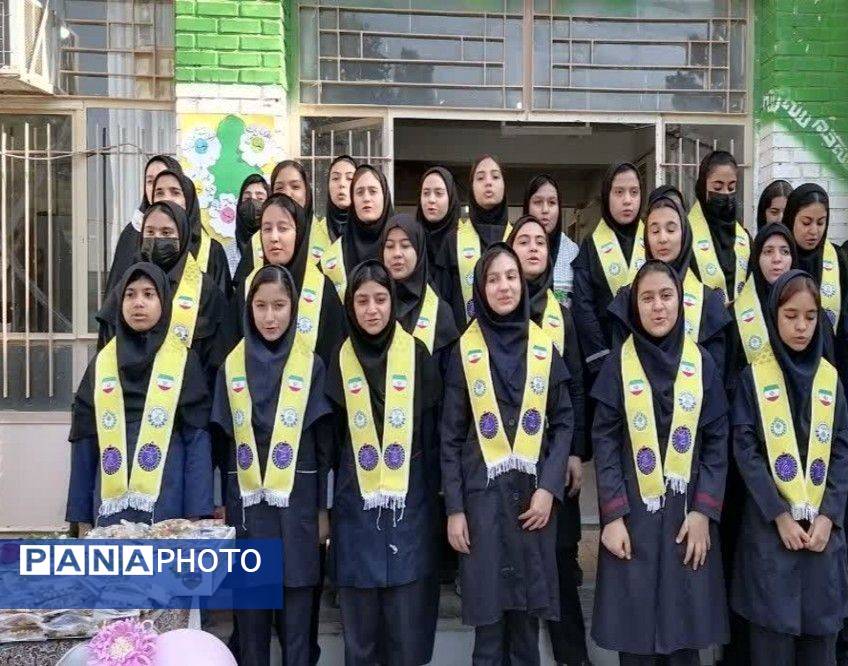 جشن میلاد باسعادت حضرت زینب کبری (س) و روز پرستار در دبیرستان شهید مجید دهنوی نیشابور