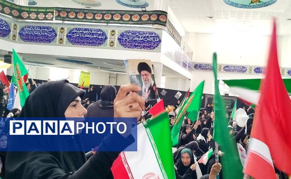 اجتماع بزرگ زینبیون در لردگان 
