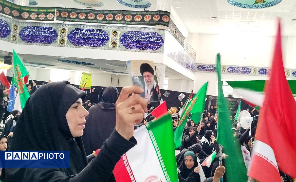 اجتماع بزرگ زینبیون در لردگان