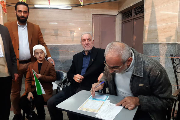 حضور استاندار تهران در شعب اخذ رای انتخابات 1402