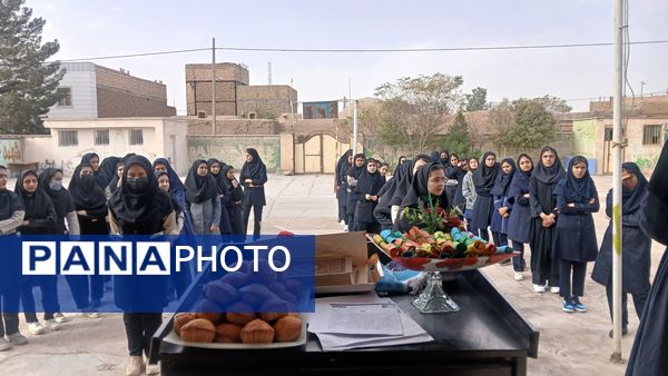 زنگ مهر در مدرسه زکیه برآباد به صدا درآمد