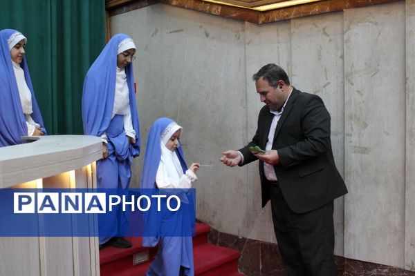 اجلاس توانمندسازی مدیران مدارس منطقه ۱۰ تهران