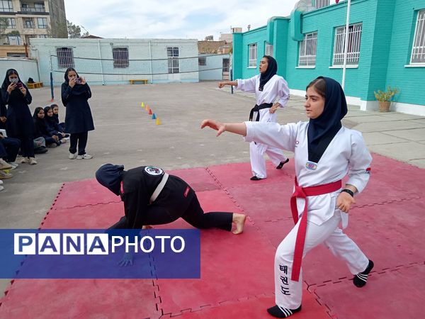 المپیاد‌ ورزشی درون مدرسه ای در دبیرستان فاطمیه