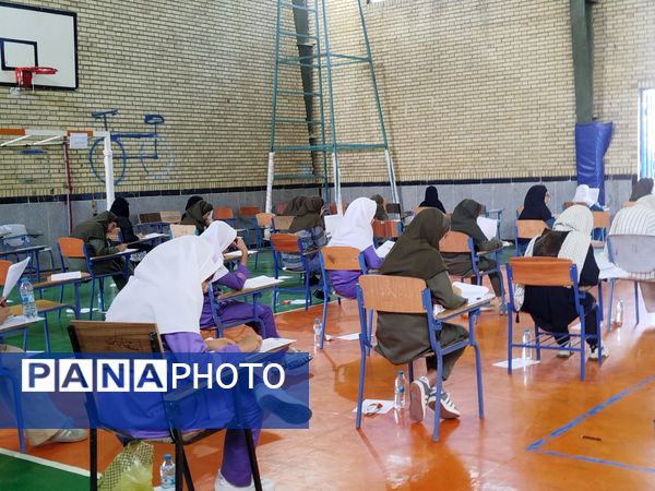 برگزاری آزمون ورودی مدارس تیزهوشان مقطع متوسطه اول در فاروج