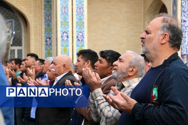 تجلی وحدت و همدلی در صفوف نماز عید فطر ملارد