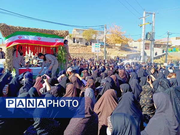 مردم علی‌آباد دمق جوکار از شهید گمنام استقبال کردند