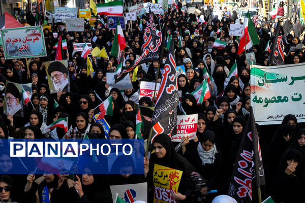 حضور پرشور دانش آموزان زنجانی در راهپیمایی ۱۳ آبان