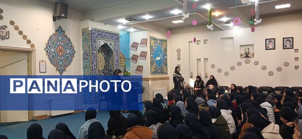 مراسم شهادت حضرت فاطمه زهرا(س) در دبیرستان شهید تیمسار فلاحی 