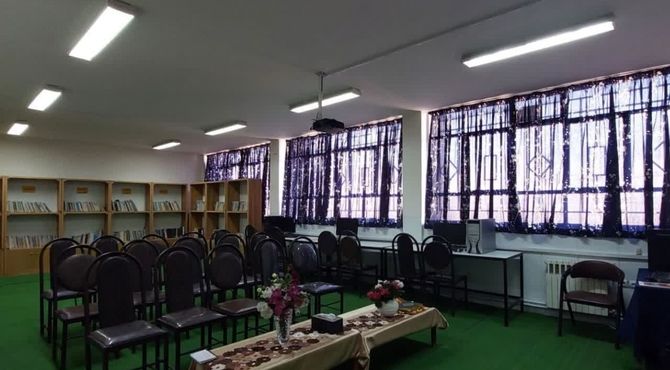 اجرای طرح تجهیز و به‌روزرسانی فضای دبیرستان زهرا(س) گرمسار 