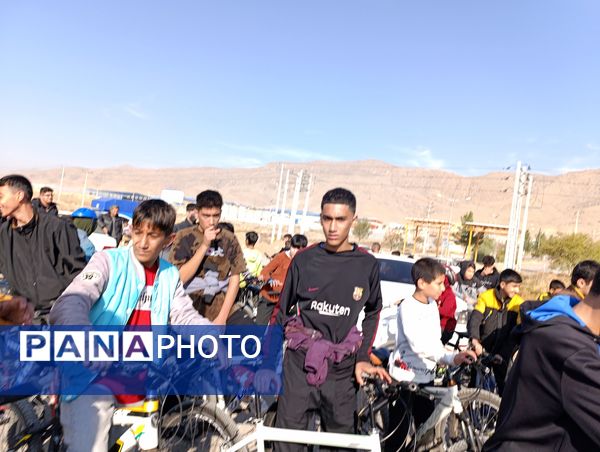 برگزاری همایش دوچرخه‌سواری در آشخانه به‌مناسبت روز دانش‌آموز 