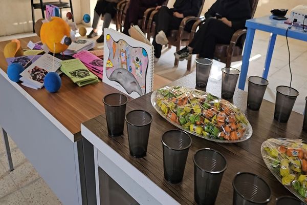 مدرسه حضرت فاطمه (س) در مدار هفته جهانی فضا