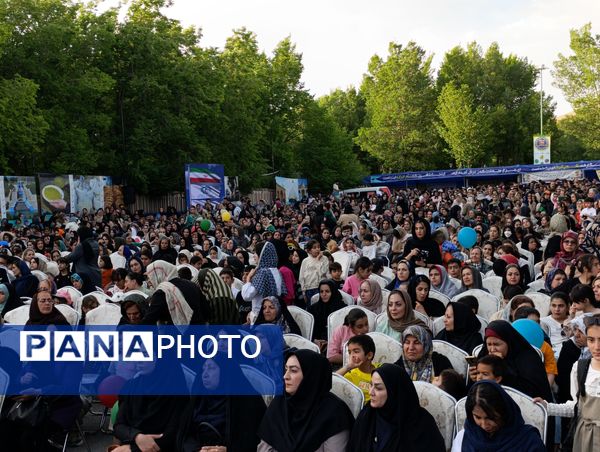 هشتمین جشن نکوداشت شهر نمدمالی، شهرکرد در پارک ملت 