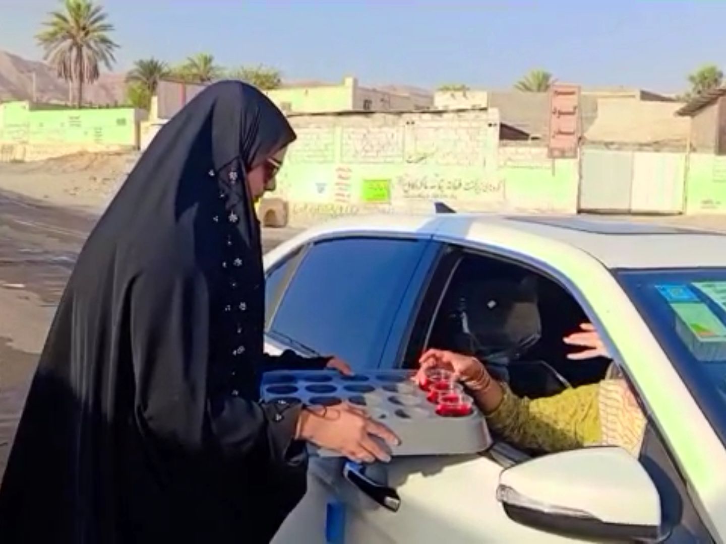 موکب شهید مجتبی شریفی در راه خدمت به جا ماندگان اربعین