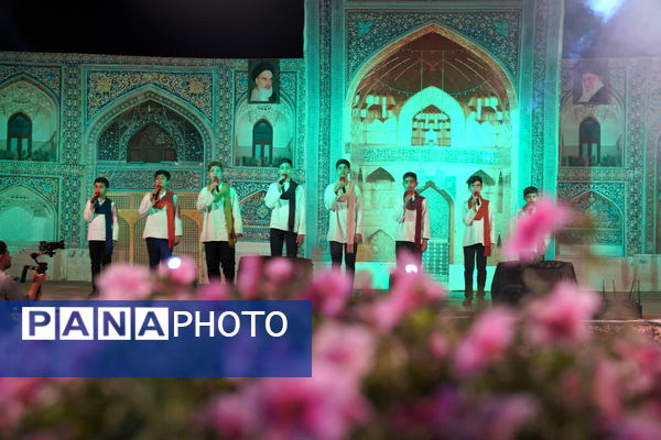 جشنی دهه کرامت در حرم زینبیه