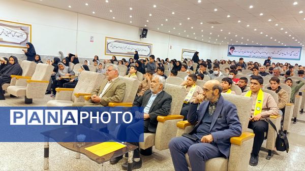 نشست هم‌اندیشی رابطین خبرنگاران پانا در خلیل‌آباد