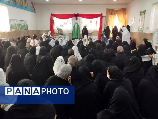 جشن مادر و دختری  در مدرسه تکتم خلیل آباد 