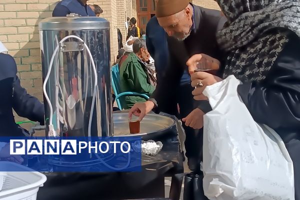 نماز عبادی و سیاسی جمعه در اولین روز از دهه فجر در نیشابور 