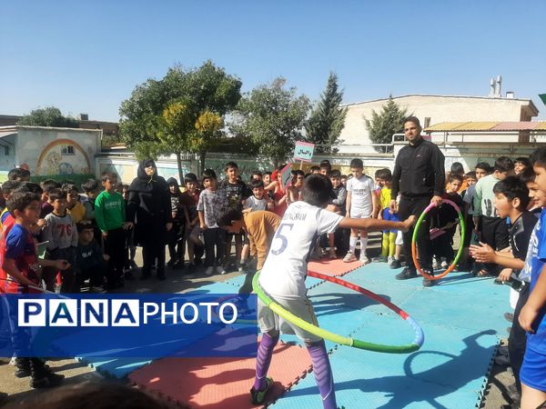 شور و نشاط دانشآموزان در المپیاد ورزشی مدرسه شهید عزیزی اسدآباد